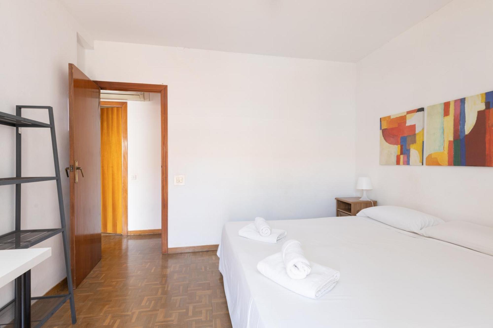 Aparteasy - Atic Sants Barcelona Bagian luar foto